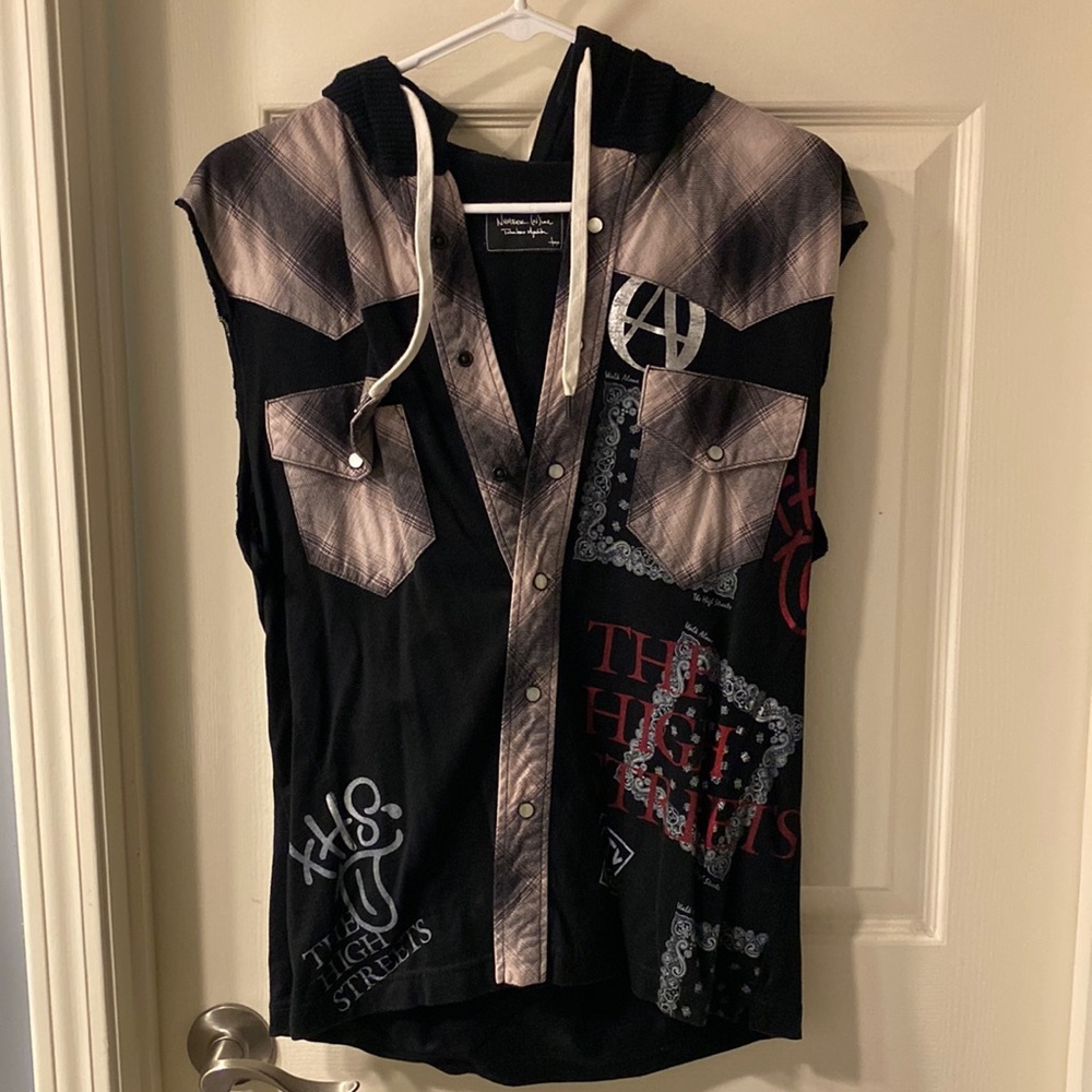 Number nine shirt